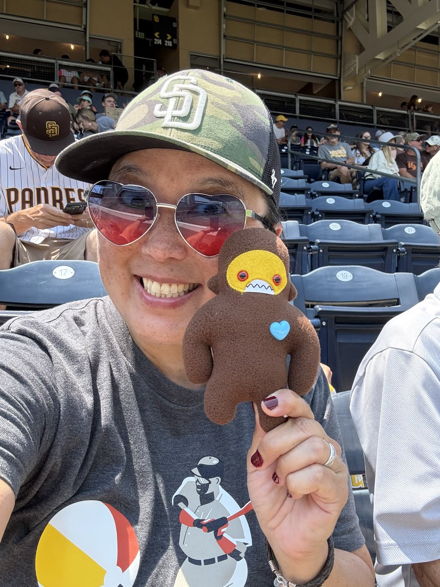 gettingchippy's tweet image. Me and my little sasquatch #forthefaithful