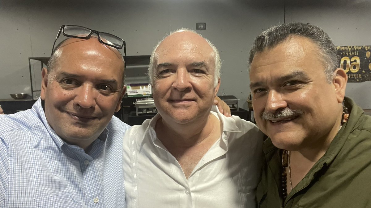 Alejandro Zuñiga/Bomberos NL (@saz2000) on Twitter photo Felicidades compadre mío por tus primeras 60 primaveras y que Dios mande muchísimos días más de estos para ti, un gran abrazo <a href="/luisgfortaleza/">Luis Gerardo Treviño</a> Felicidades compadre mío por tus primeras 60 primaveras y que Dios mande muchísimos días más de estos para ti, un gran abrazo <a href="/luisgfortaleza/">Luis Gerardo Treviño</a>