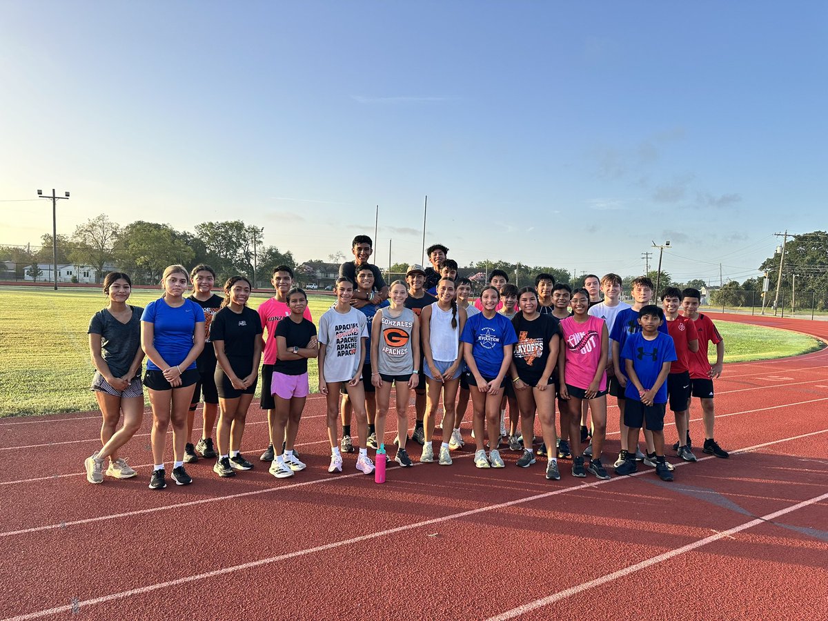 XCApaches's tweet image. Come join the Apache Men and Women Cross Country Team!   We’ve been working all summer to have our best season yet… and it’s not too late for you to be apart of something special. 

Come Run With The Tribe!

6:15-7:45AM.. Apache HS Track!