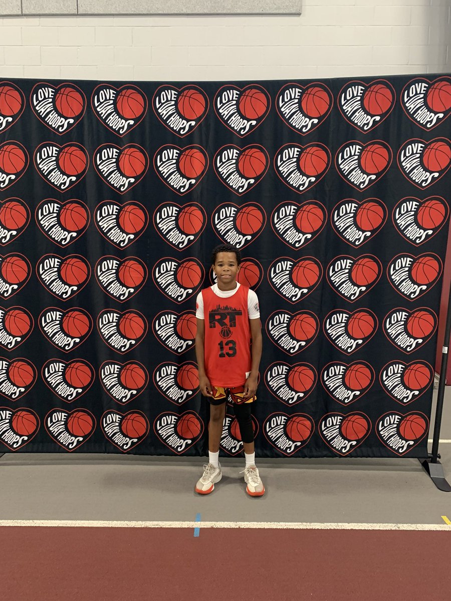 9:00am POTG 7th grade boys Reach 1 Teach 1 Jaezon gray with 12 points in a win over brotherly love 

#Lovedayhoops
#FlexV