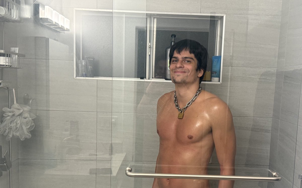 Great visit with <a href="/That0therBoy/">Mikey</a>. He was screaming in pain or beaming the entire night. 😏