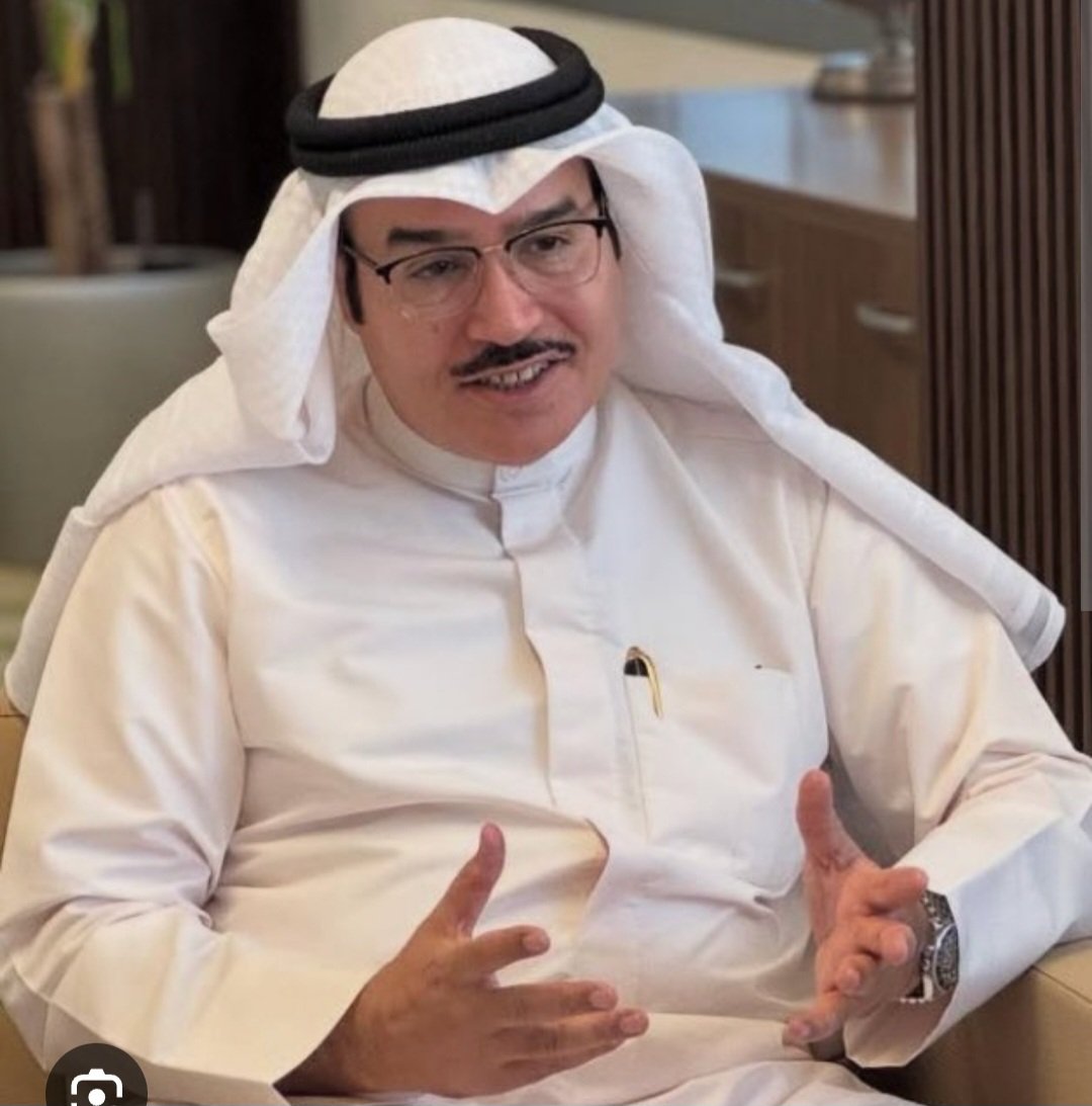 بكل الحب والاعتزاز، نبارك للدكتور/ عواد الظفيري ترقيته إلى درجة أستاذ. نسأل الله له الشفاء العاجل والتوفيق. كل الشكر لمجلس جامعة الكويت برئاسة أ.د. دينا الميلم على تقديرهم المستحق للزميل رغم ظروفه الصحية.

#جامعة_الكويت #تهنئة #عواد_الظفيري