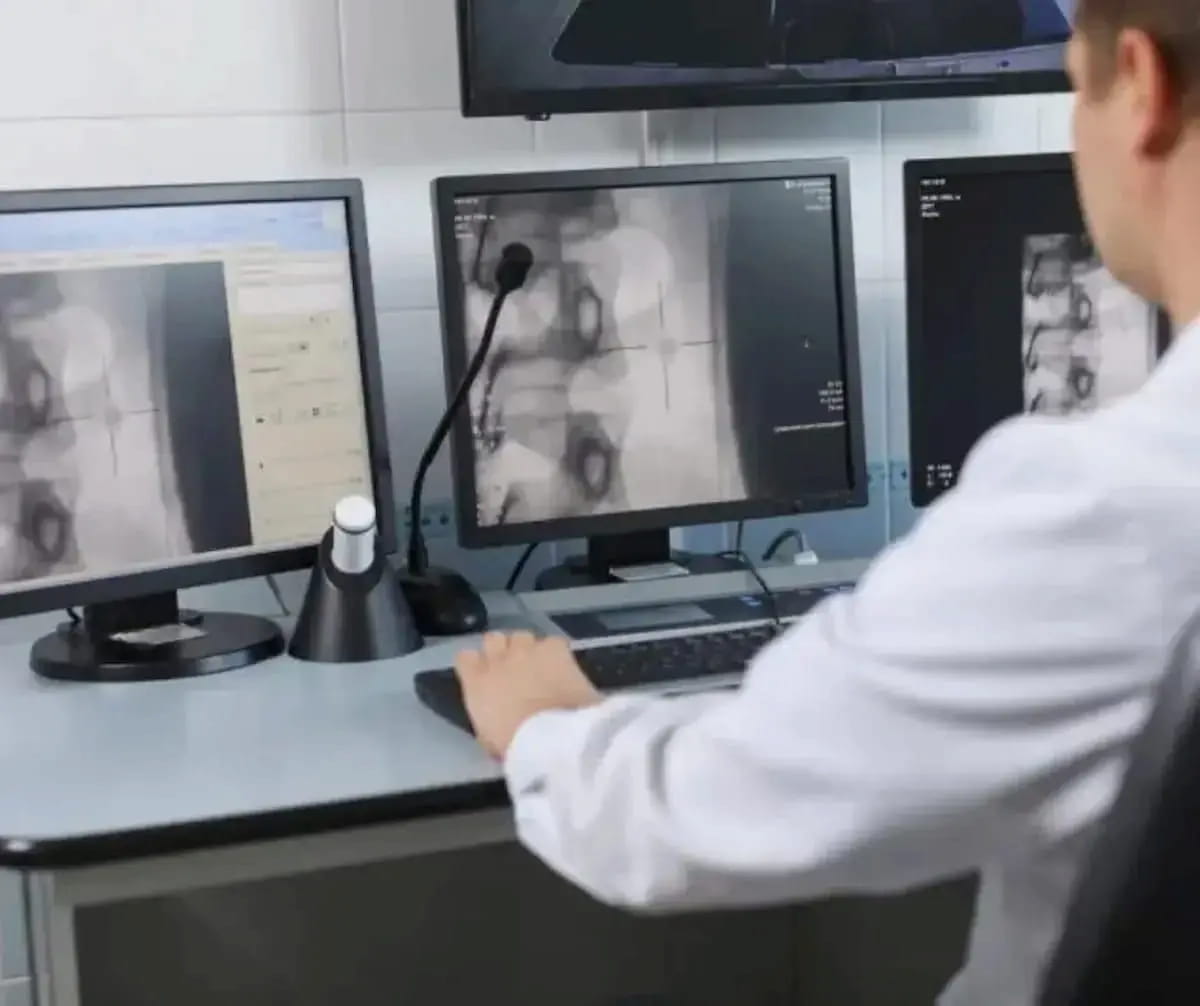 Diagnostic Imaging (@dx_imaging) on Twitter photo . #Radiology : Right or Wrong
diagnosticimaging.com/view/radiologyā¦
<a href="/RadiologyACR/">American College of Radiology</a> <a href="/ARRS_Radiology/">ARRS</a> <a href="/RSNA/">RSNA</a> <a href="/UABRadiology/">UAB Radiology</a> <a href="/WCMRadiology/">Weill Cornell Medicine Radiology</a> <a href="/JeffersonRads/">Jefferson Radiology</a> <a href="/UVARadiology/">UVA Radiology</a> <a href="/UNCRadiology/">UNC Radiology</a> <a href="/NYURadRes/">NYU Radiology Residency</a> <a href="/CooperRadRes/">CooperRadResidency</a> <a href="/columbiaradres/">Columbia Radiology Residents</a> <a href="/MCMC_RadRes/">MCMC Diagnostic Radiology Residency Program</a> <a href="/MayoFL_RadRes/">Mayo Clinic Radiology Residency Florida</a>
#RadRes . #Radiology : Right or Wrong
diagnosticimaging.com/view/radiologyā¦
<a href="/RadiologyACR/">American College of Radiology</a> <a href="/ARRS_Radiology/">ARRS</a> <a href="/RSNA/">RSNA</a> <a href="/UABRadiology/">UAB Radiology</a> <a href="/WCMRadiology/">Weill Cornell Medicine Radiology</a> <a href="/JeffersonRads/">Jefferson Radiology</a> <a href="/UVARadiology/">UVA Radiology</a> <a href="/UNCRadiology/">UNC Radiology</a> <a href="/NYURadRes/">NYU Radiology Residency</a> <a href="/CooperRadRes/">CooperRadResidency</a> <a href="/columbiaradres/">Columbia Radiology Residents</a> <a href="/MCMC_RadRes/">MCMC Diagnostic Radiology Residency Program</a> <a href="/MayoFL_RadRes/">Mayo Clinic Radiology Residency Florida</a>
#RadRes
