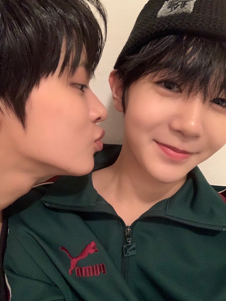 riku pics tweet media