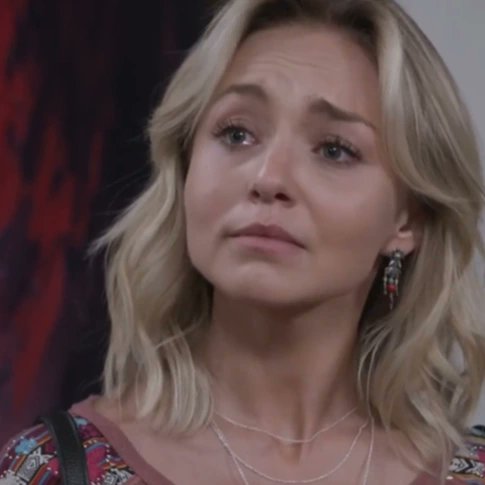 NaiLeandro's tweet photo. Império de mentiras ♥️
#LeticiaCalderon #AngeliqueBoyer #SusanaGonzales #AlejandraRobles #AndresPalacios #imperio #novela #telenovela https://t.co/Bc6ZPttC29