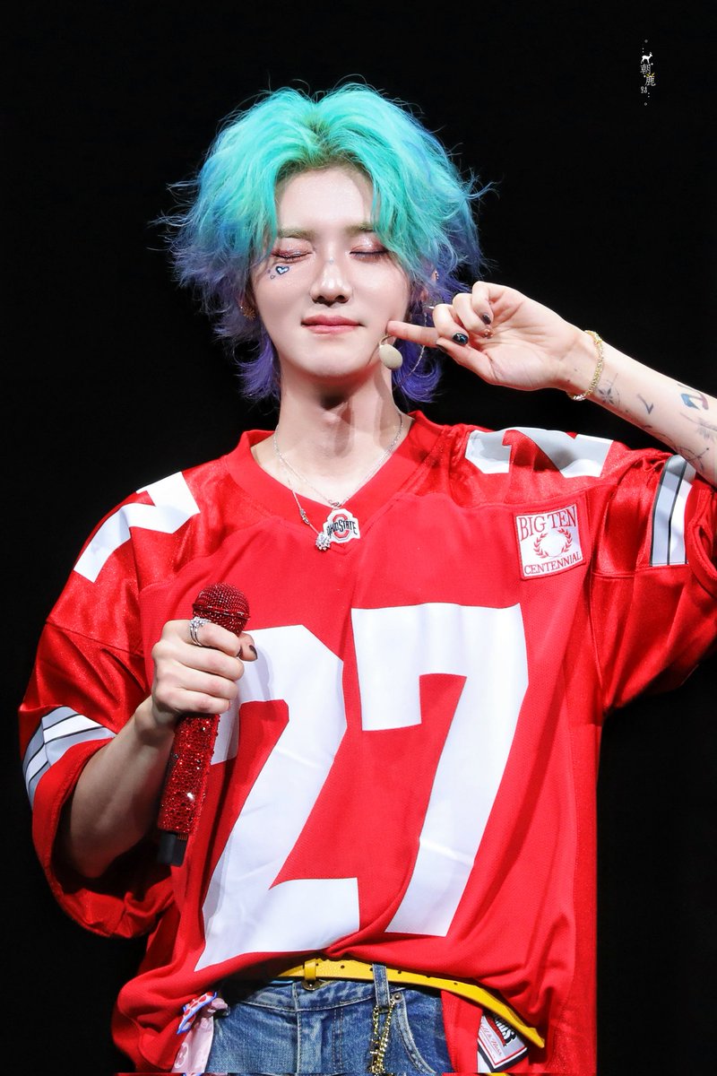 xiaollu777's tweet photo. (⁠◠⁠‿⁠・⁠)⁠—⁠☆
#LuHanAsiaTour2025 #LuHanAsiaTour2025_XiamenDay2
#鹿晗season4亚洲巡演 
#LuHan #لوهان #鹿晗 https://t.co/S9Z38bSwrw