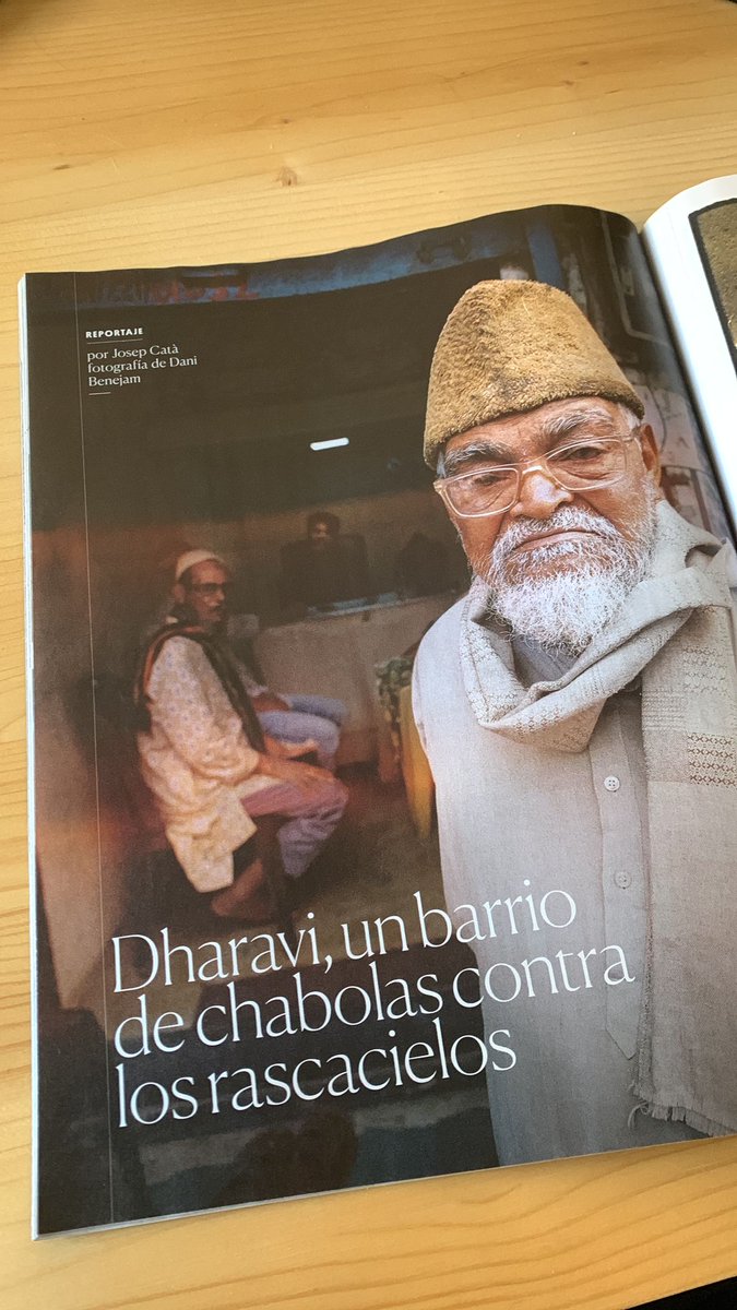 Los vecinos de una de las mayores barriadas de Asia defienden su modo de vida frente al proyecto urbanístico que quiere derribar sus casas y talleres. El País Semanal publica hoy este reportaje que hicimos con <a href="/BenejamDani/">Dani Benejam</a> y sus preciosas fotos en Bombay elpais.com/eps/2025-08-01…