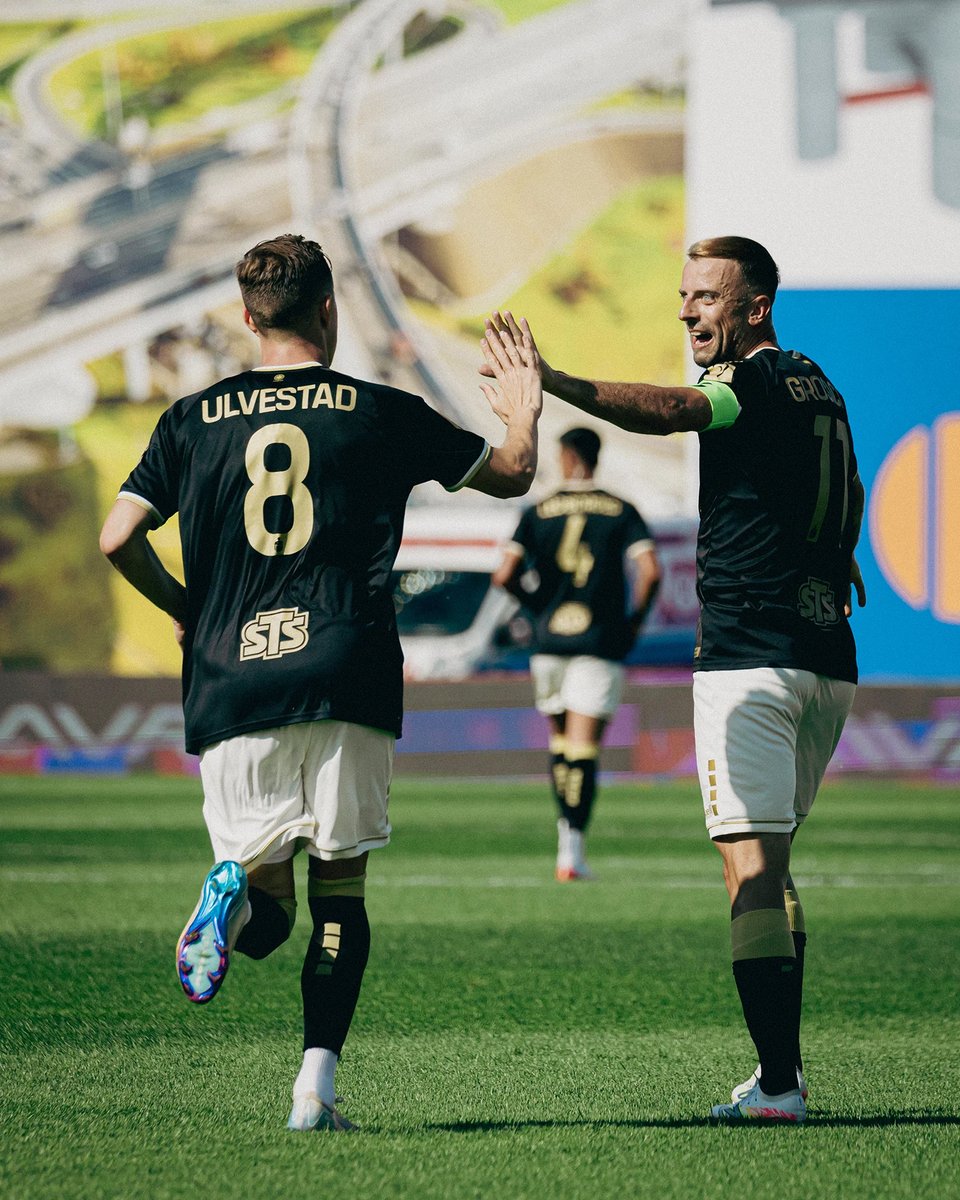 PogonSzczecin's tweet photo. Dopisujemy +1 i idziemy dalej. Za tydzień czeka nas bardzo ważny wyjazd do Gdyni ✊
Galeria z #BBTPOG 👉 https://t.co/hKY9pDihT6 https://t.co/U4OP13Rolz