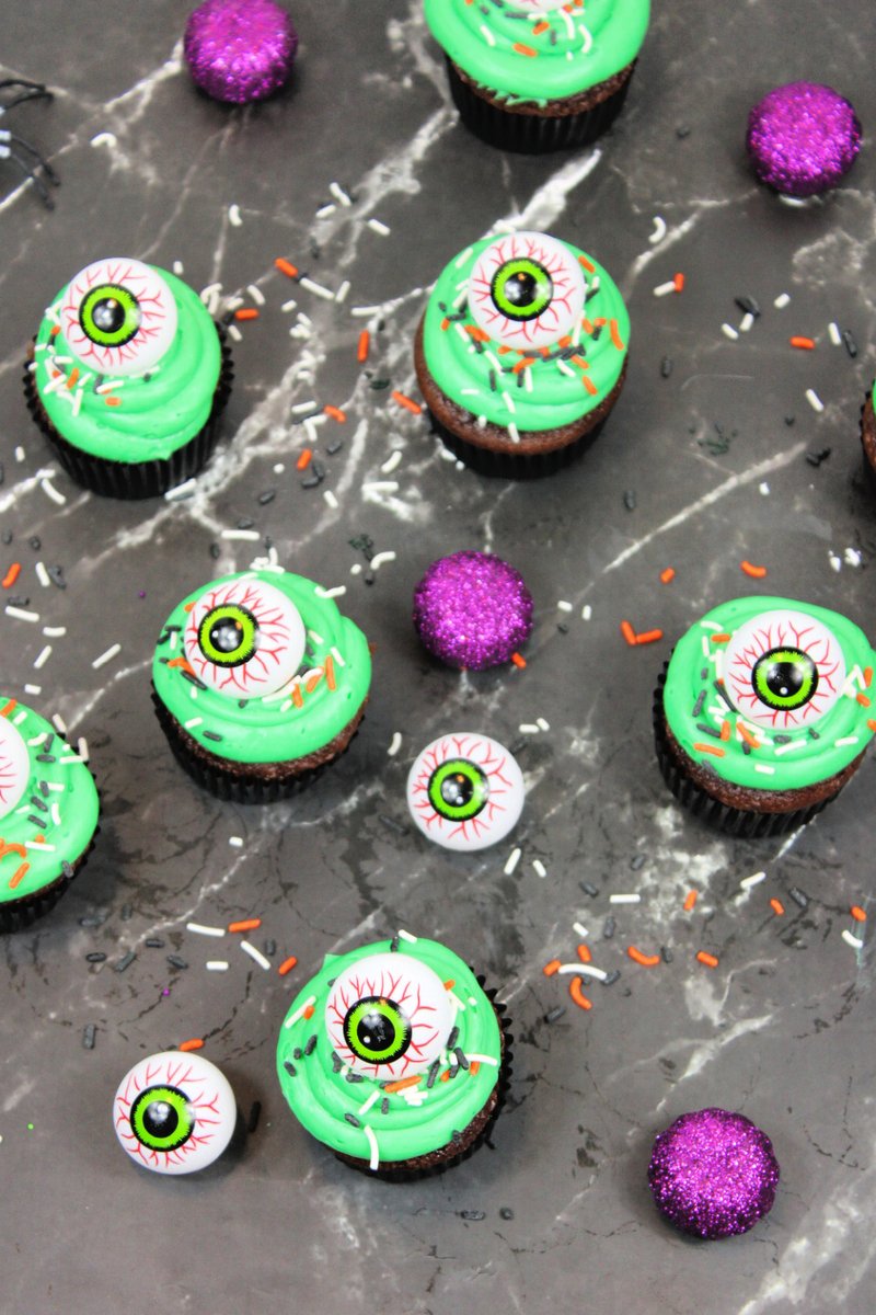 Sweet and Savory Morsels (@swtnsvrymorsels) on Twitter photo Get ready for the creepiest cupcake ever—Halloween Eyeball Cupcakes that stare back! Simple steps, spooky frosting, plastic eyeballs, and confetti sprinkles make these treats a total crowd-pleaser. #HalloweenBaking #SpookySweets sweetandsavorymorsels.com/spooky-hallowe… via <a href="/SwtNSvryMorsels/">Sweet and Savory Morsels</a> Get ready for the creepiest cupcake ever—Halloween Eyeball Cupcakes that stare back! Simple steps, spooky frosting, plastic eyeballs, and confetti sprinkles make these treats a total crowd-pleaser. #HalloweenBaking #SpookySweets sweetandsavorymorsels.com/spooky-hallowe… via <a href="/SwtNSvryMorsels/">Sweet and Savory Morsels</a>