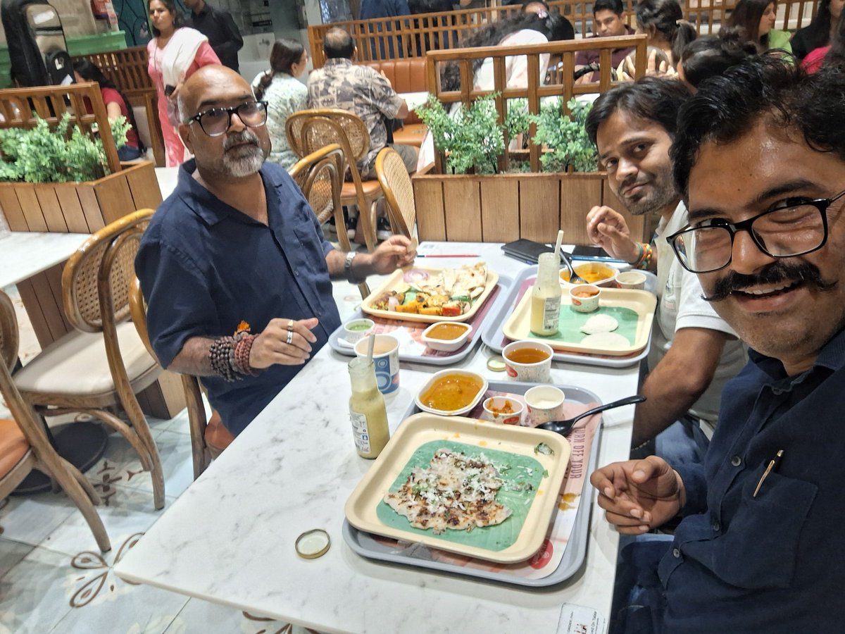 YadavArunesh's tweet image. मित्रता दिवस पर अभिन्न मित्रो के साथ...
#FriendshipDay2025