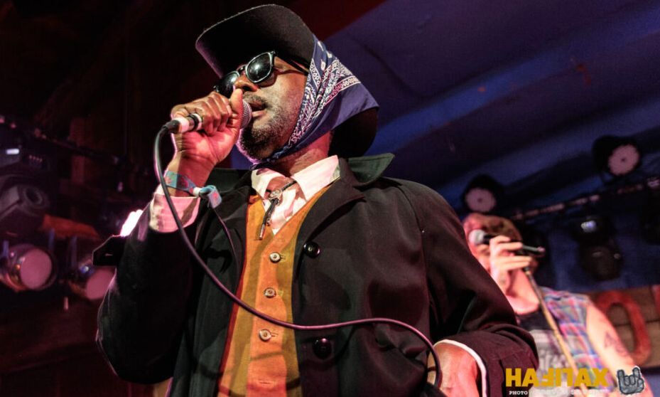 halifaxbloggers's tweet image. KOS with Andre Pettipas, Pineo &amp;amp; Loeb at the fabled Shore Club. A HAFILAX Show Shots gallery:

halifaxbloggers.ca/hafilax/2025/0…

#livemusic #concertphotos #hubbards #novascotia