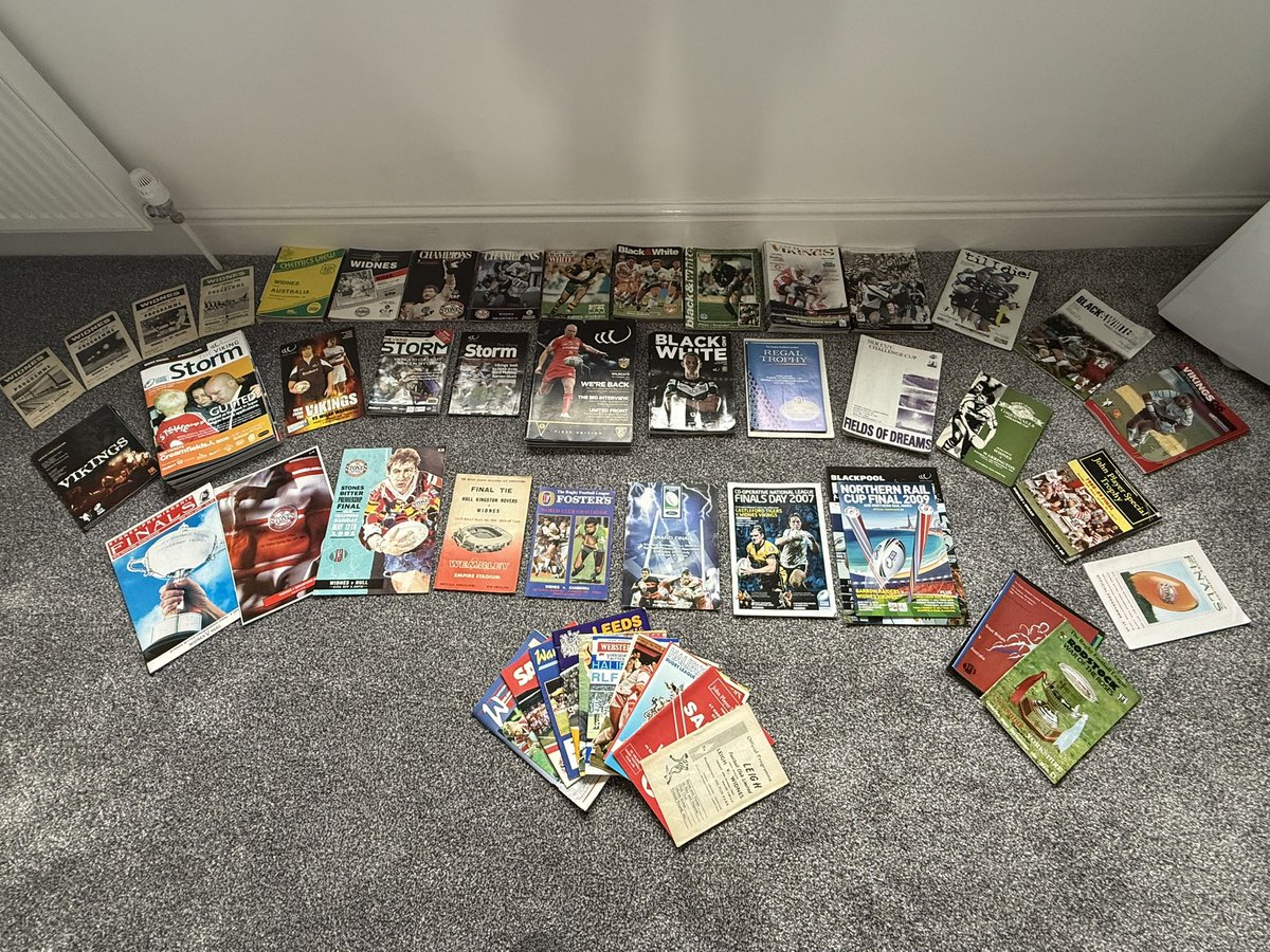 House move has finally allowed me to sort out the <a href="/WidnesRL/">Widnes Vikings</a> programmes. Earliest - Wid v Aus 63. Wid v Canberra 89, Cup Finals &amp; others. GB v Aus Tests. Lancs v York.

Wiiiiiiiiidnes⚫️⚪️
