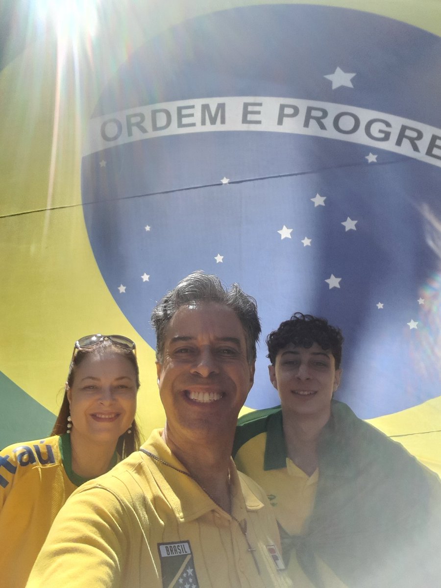 FORA MORAES 
BRASIL ACIMA DO STF 
BRASIL NA RUA 
BRASIL COM BOLSONARO 
REAJA BRASIL