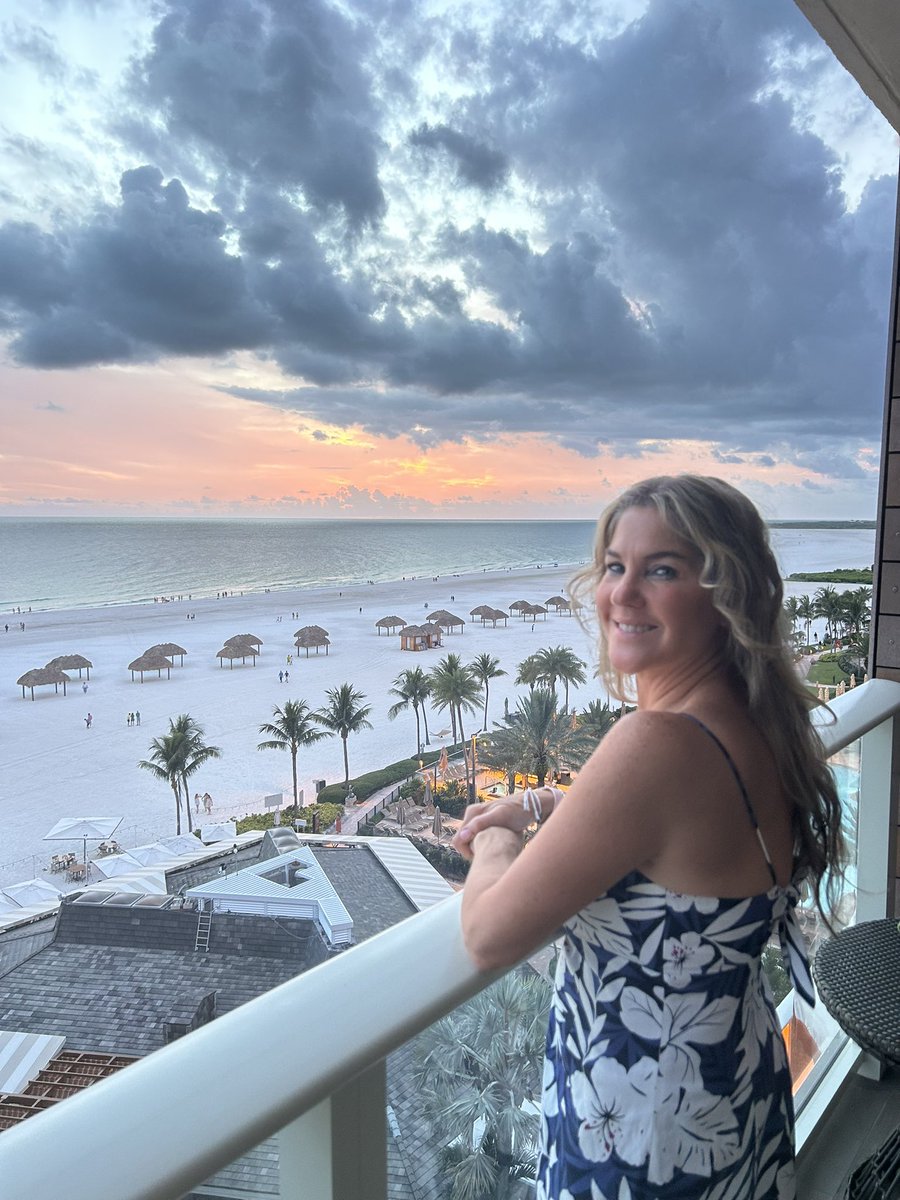 EDADMB's tweet photo. Great time @JWMarriott #marcoisland https://t.co/67HO70ILko