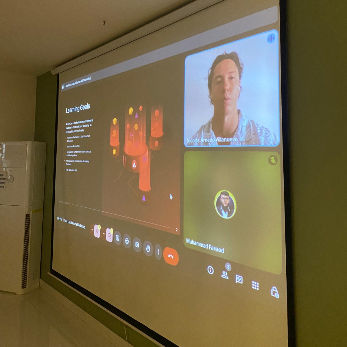 DTech000's tweet photo. Just wrapped the "Team1 Avalanche Workshop – Karachi!"
Pakistan’s first official EVM workshop, powered by @avax, hosted by SMIT, and led by DT!🔥
Solidity devs got hands-on experience building on Avalanche.
The decentralized future is here.🚀
#Avalanche #Web3 #Pakistan #Solidity https://t.co/O6GgFqiQim