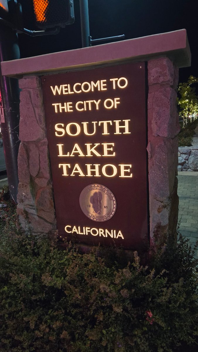 Lake Tahoe!!! Two great concerts with <a href="/OldDominion/">Old Dominion</a> <a href="/redferrin/">Blake Redferrin</a> #ernest Beautiful venue.