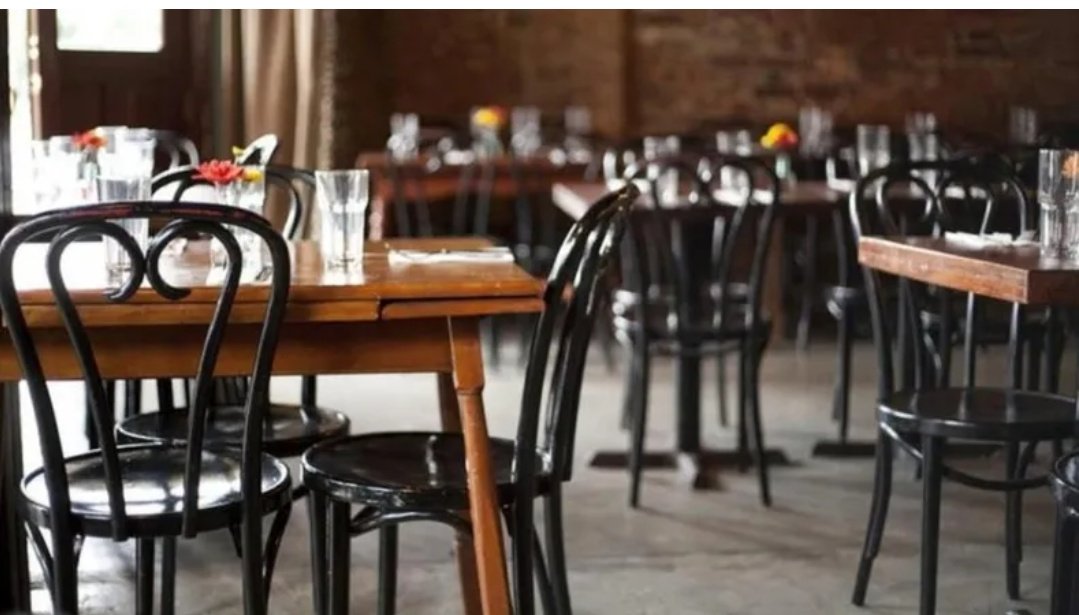 Cerraron 100 restaurantes en todo el país en el último año y medio y ya supera a los cierres de 2001.
Las ventas bajaron más del 50%.