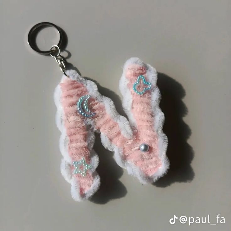 wta, kalo ak bikin freebies kaya gini + sticker, pc kira kira kurang gak ya?