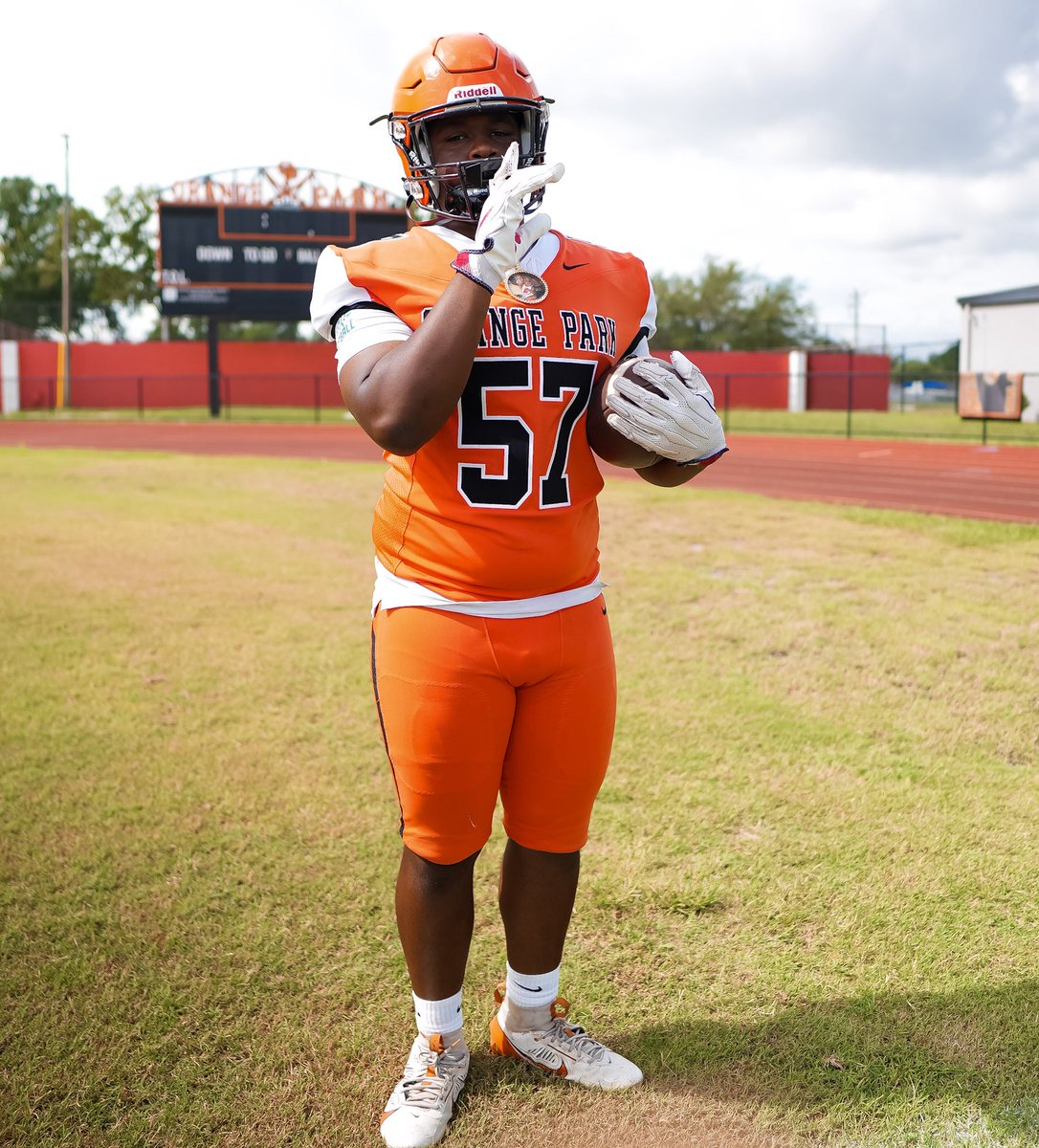 @Caleb fields (@calebfields28) on Twitter photo Media Day 25🍊⚔️ <a href="/OPHS_FB/">Orange Park Football</a> <a href="/Coach_DeHart/">Tyler DeHart</a> Media Day 25🍊⚔️ <a href="/OPHS_FB/">Orange Park Football</a> <a href="/Coach_DeHart/">Tyler DeHart</a>