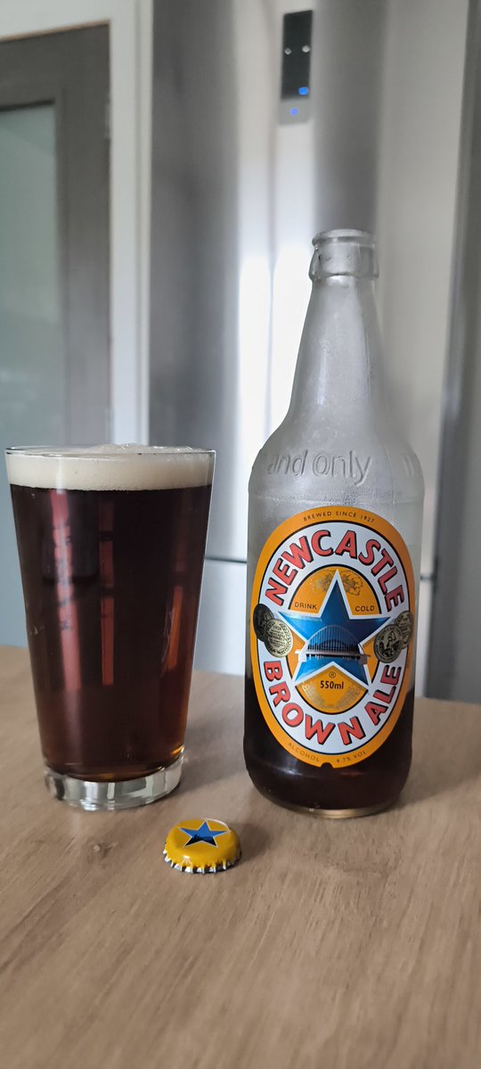 Time for a #SundayBeer  <a href="/Newcastle/">Newcastle Brown Ale</a> Broom Ale to start. Cheers all 🍻🍻
