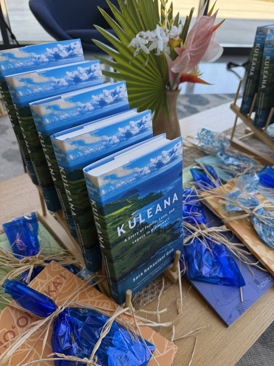 Sara Kehaulani Goo (@sarakgoo) on Twitter photo Good morning #Maui. Itās always a blessing to wake up on this island. Today, join me to talk story about my book Kuleana at 4 pm <a href="/BNBuzz/">Barnes & Noble</a> Kahului w/ <a href="/kuuwehi/">KuŹ»uwehi Hiraishi</a>! Canāt wait š¤š¼ Good morning #Maui. Itās always a blessing to wake up on this island. Today, join me to talk story about my book Kuleana at 4 pm <a href="/BNBuzz/">Barnes & Noble</a> Kahului w/ <a href="/kuuwehi/">KuŹ»uwehi Hiraishi</a>! Canāt wait š¤š¼