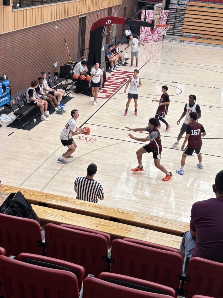 engin_mccarthy's tweet image. Had a great time at @HarvardMBB camp this weekend. I learned a lot and got better. My team went 3-0.
@WarEaglesBball @hoopatlanta_ @PrepHoopsGA @OntheRadarHoops