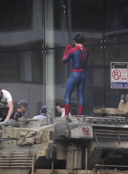 SaveDataKarl's tweet photo. THIS MEANS SOMETHING TO ME, YOU DON’T UNDERSTAND, PRAISE BE!!!!

icanforgivetheshittywebshooters https://t.co/8E3ZEzQVDA