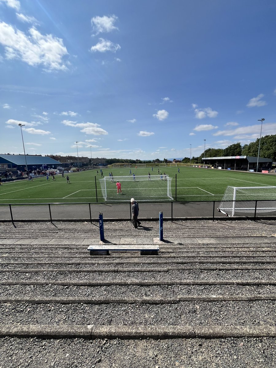 stebat8's tweet photo. Whitburn v Hutchie Vale and Bo’ness Athletic v Haddington this week. 

Enjoying doing a bit of scouting and taking in some games ⚽️ https://t.co/BCTJBlZwxU