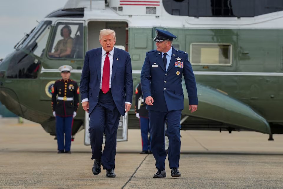 assignmntwriter's tweet image. Trump fires the BLS chief after job numbers were revised down by 258K.
No proof of wrongdoing, just blame and a boot.
Critics say this move threatens trust in U.S. economic data.