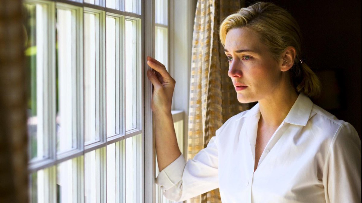 My choice for the best performance to win a Golden Globe and not receive an Oscar nomination is Kate Winslet in Revolutionary Road