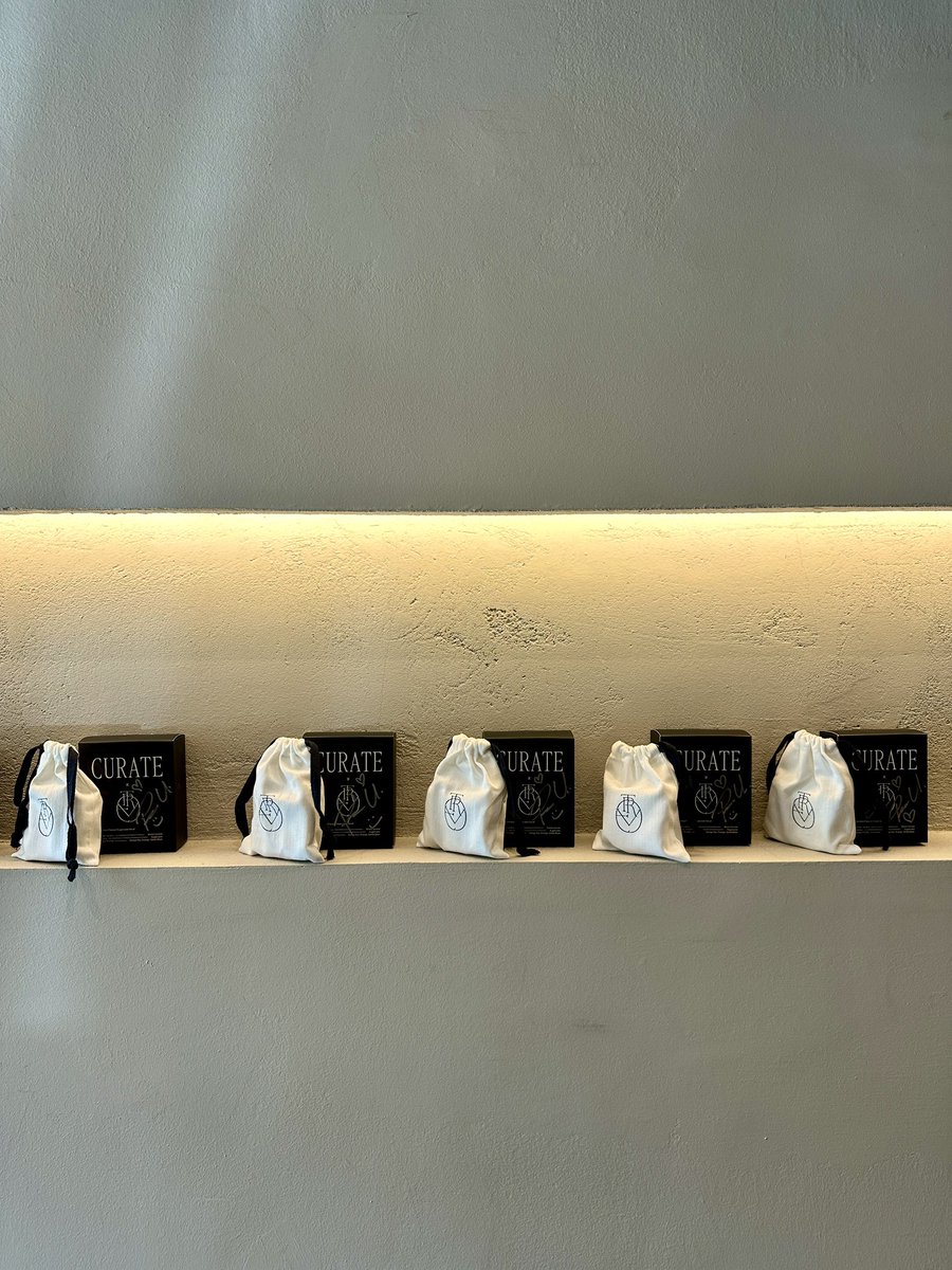 コーヒー × 香水が出会うとき… 五感が目覚める。
調香師ピッサラ・ウマヴィジャニ × バリスタ、ショーン・リウによるOMAKASE体験 ☕🌸
Trove MalaysiaとCurate Coffee Roastersに心から感謝。
あなたも香りのペアリング、試してみたい？