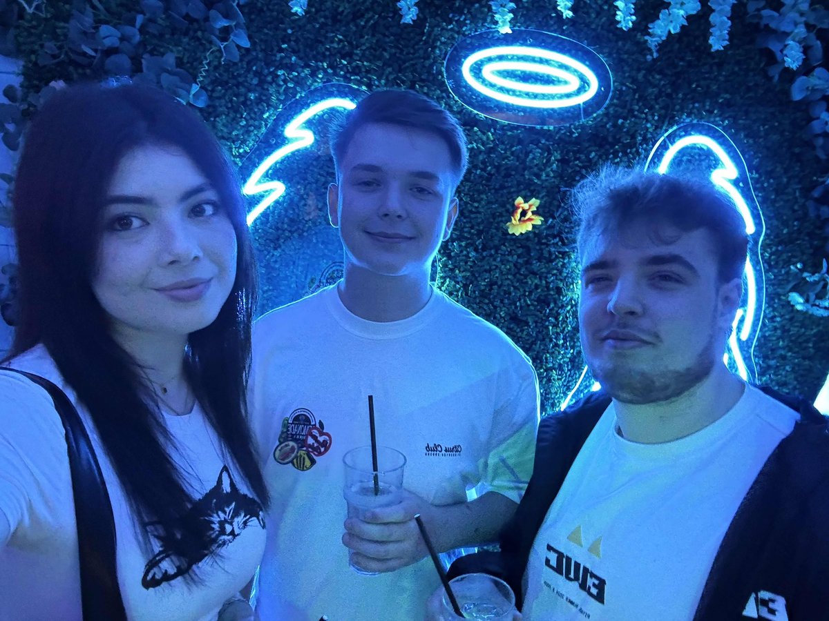 RainbowApe tweet media