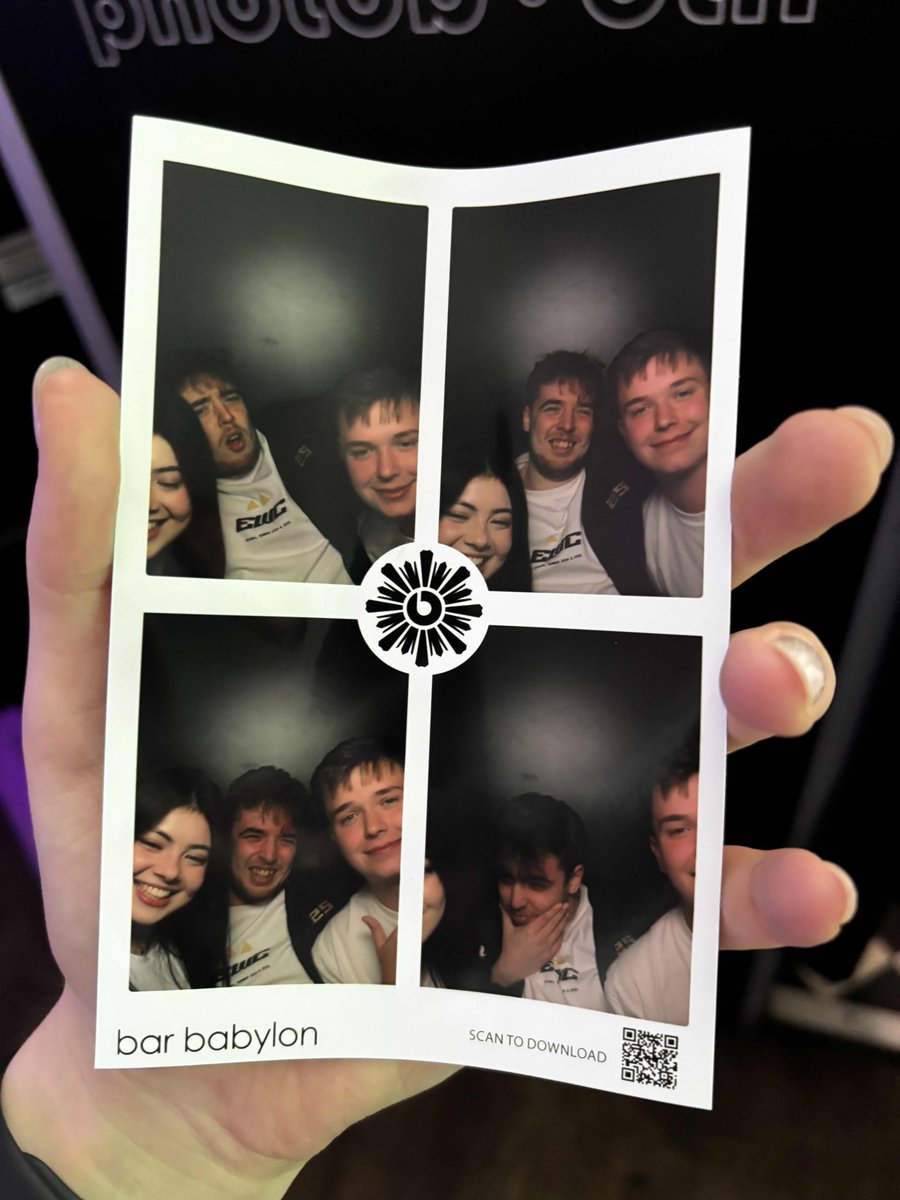 RainbowApe tweet media