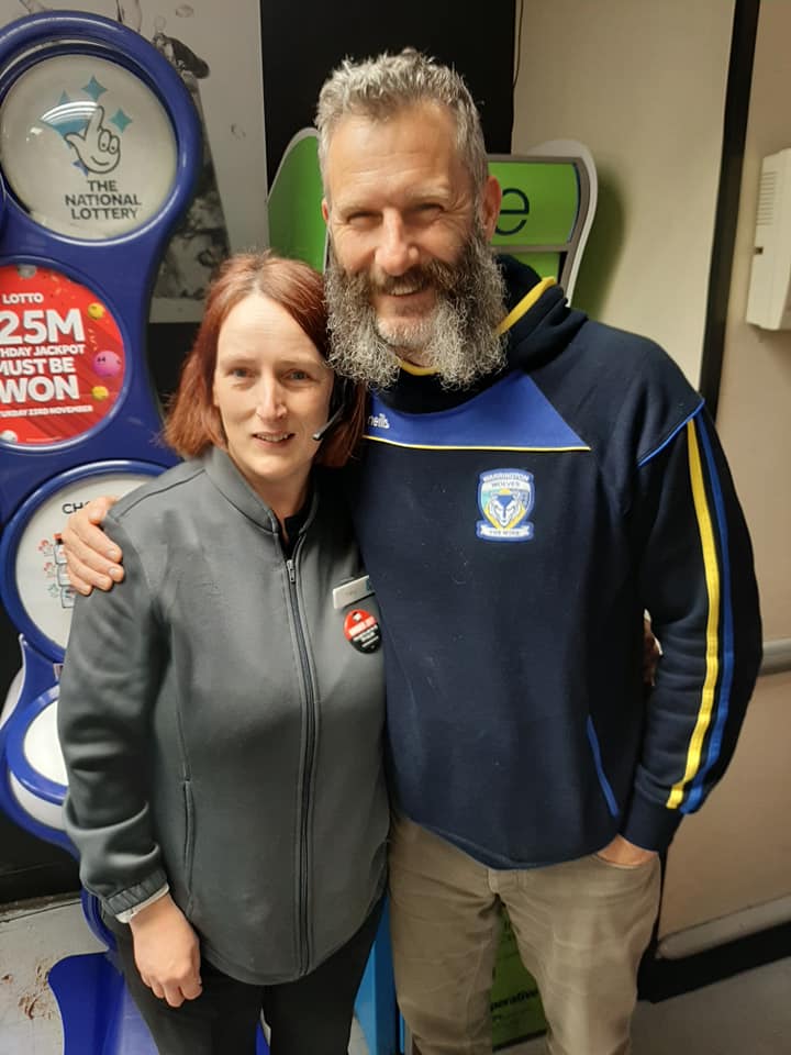 Good luck &amp; best wishes to Tracy who leaves Orford lane <a href="/coopuk/">Co-op</a>  this coming Saturday after 34 years. 
<a href="/MrsTracyApp/">Mrs A</a> <a href="/adamhillscomedy/">Adam Hills</a> #coopradio