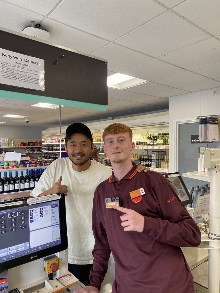 GodberSam's tweet image. Bumped into a mate 

He said we’re winning the league no matter what 

#southampton #SFC #SaintsFC