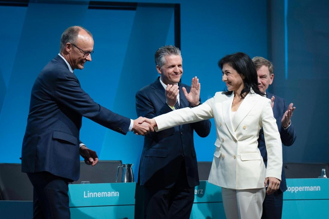 Neue Strom-Umlage: Die #Merz-Regierung bricht erneut ihr Wort: Nach dem gescheiterten Stromsteuer-Senkungsversprechen soll es jetzt eine Abgabe für alle Stromkunden geben – hauptsächlich zur Finanzierung subventionierter Gaskraftwerke - in Bayern.1/2
Mehr: merkur.de/wirtschaft/rei…