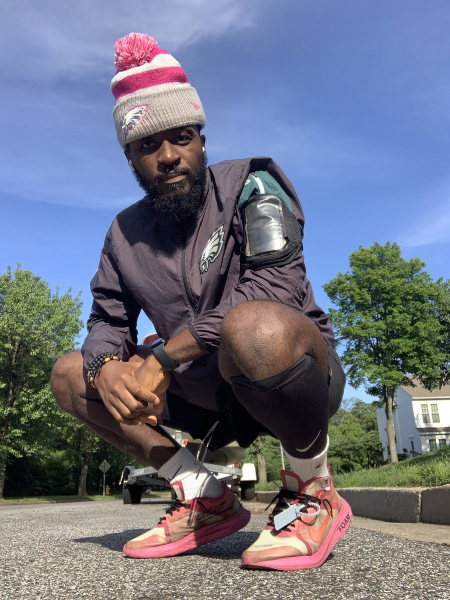 wilfriedboh's tweet image. KONG 🦍 
Wilfried de Yaoundé🇨🇲
#JustDoItSunday
#NikeRunClub 

436 consécutif