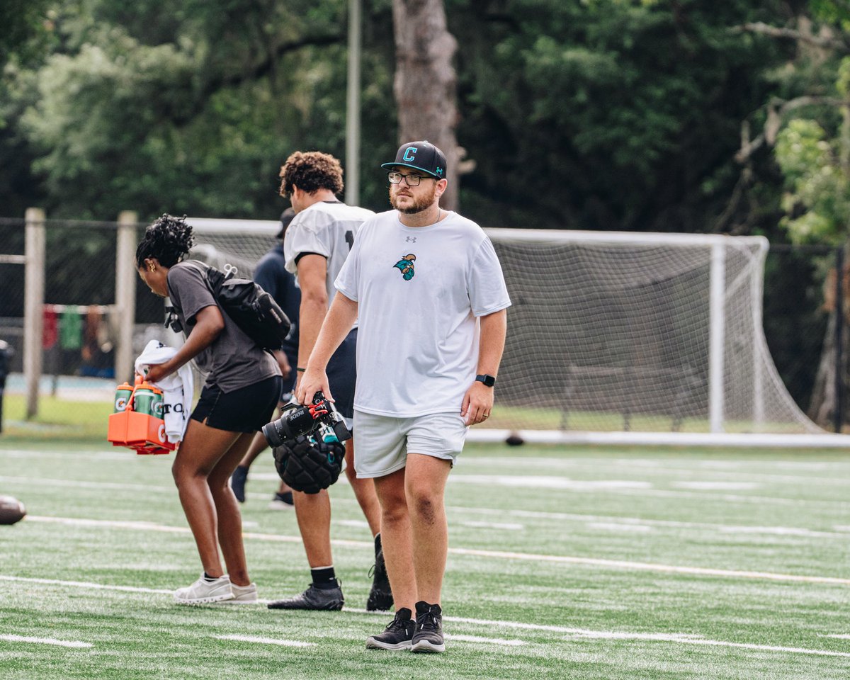First fall camp with <a href="/CoastalFootball/">Coastal Football</a> 

📸<a href="/hasmith84/">Harold Smith</a>