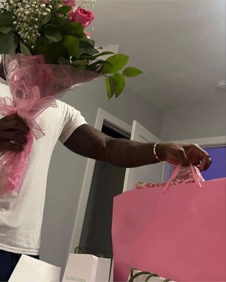 If she's good to you, she deserves endless queen treatment...