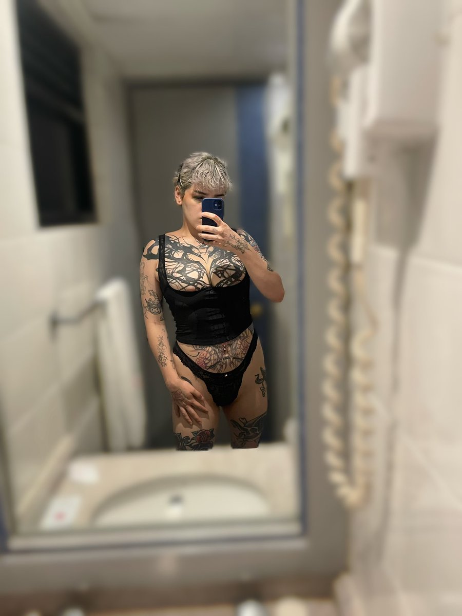 <a href="/turixxxmomx2021/">Turista Sexual</a> Esta semana en Guadalajara. Si buscas femdom, cumplir fetiches probar cosas nuevas, tu fantasía tatuada está aquí. Disponible para pegging, shibari, lluvias, y muchas cosas kinkys más 🪽también para todo lo online. 
T.me/lxstdance