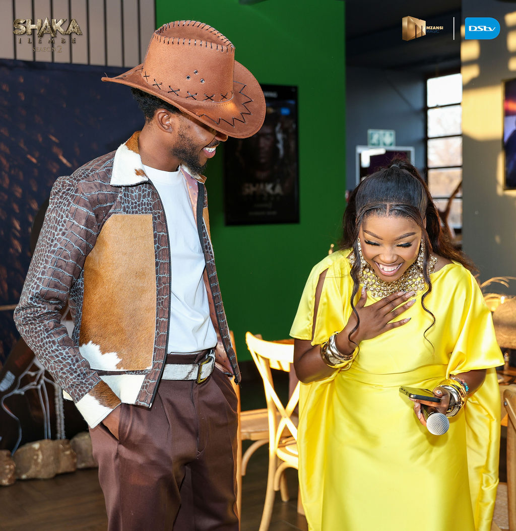 Mzansimagic's tweet photo. Bolokhuzana, It's about to be a vibe at the #ShakaiLembeS2 VIP watch party.👇🏾😍 💃🏾 https://t.co/dkNM1A7jlk 
@Sweet_Guluva 
@nelisiwe_sibiya https://t.co/OS7KCWSQV9