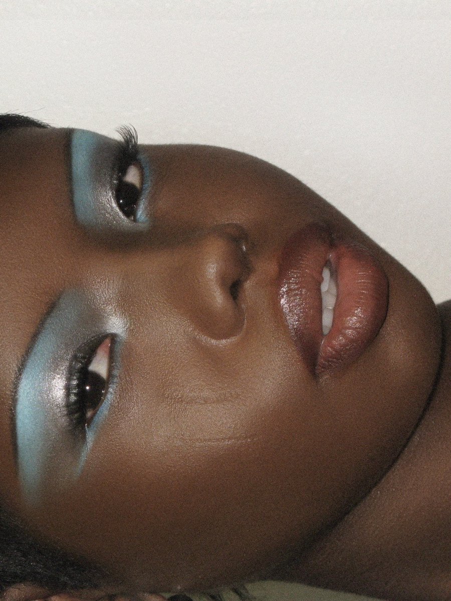 Makeup and images by me 🩵
Muse <a href="/F_synnn/">FANTA.</a>