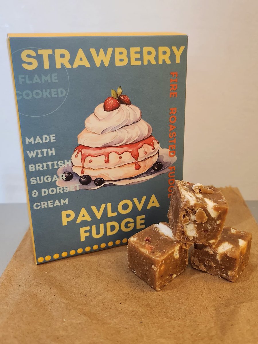 masato_jones's tweet photo. Bloody gorgeous #artisanfudge sourced by us take a look #shopindie https://t.co/YmoEg8jRoL https://t.co/CWmohQYbrL