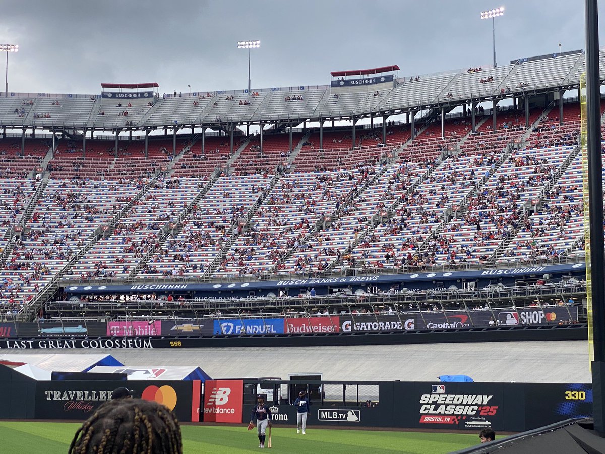 The difference a day makes…

Pic 1: yesterday, nearly 90,000
Pic 2: today, *maybe* a quarter of the attendance

Built to break the MLB attendance record, the Speedway Classic looks like a game at Great American.

<a href="/WLWT/">WLWT</a>