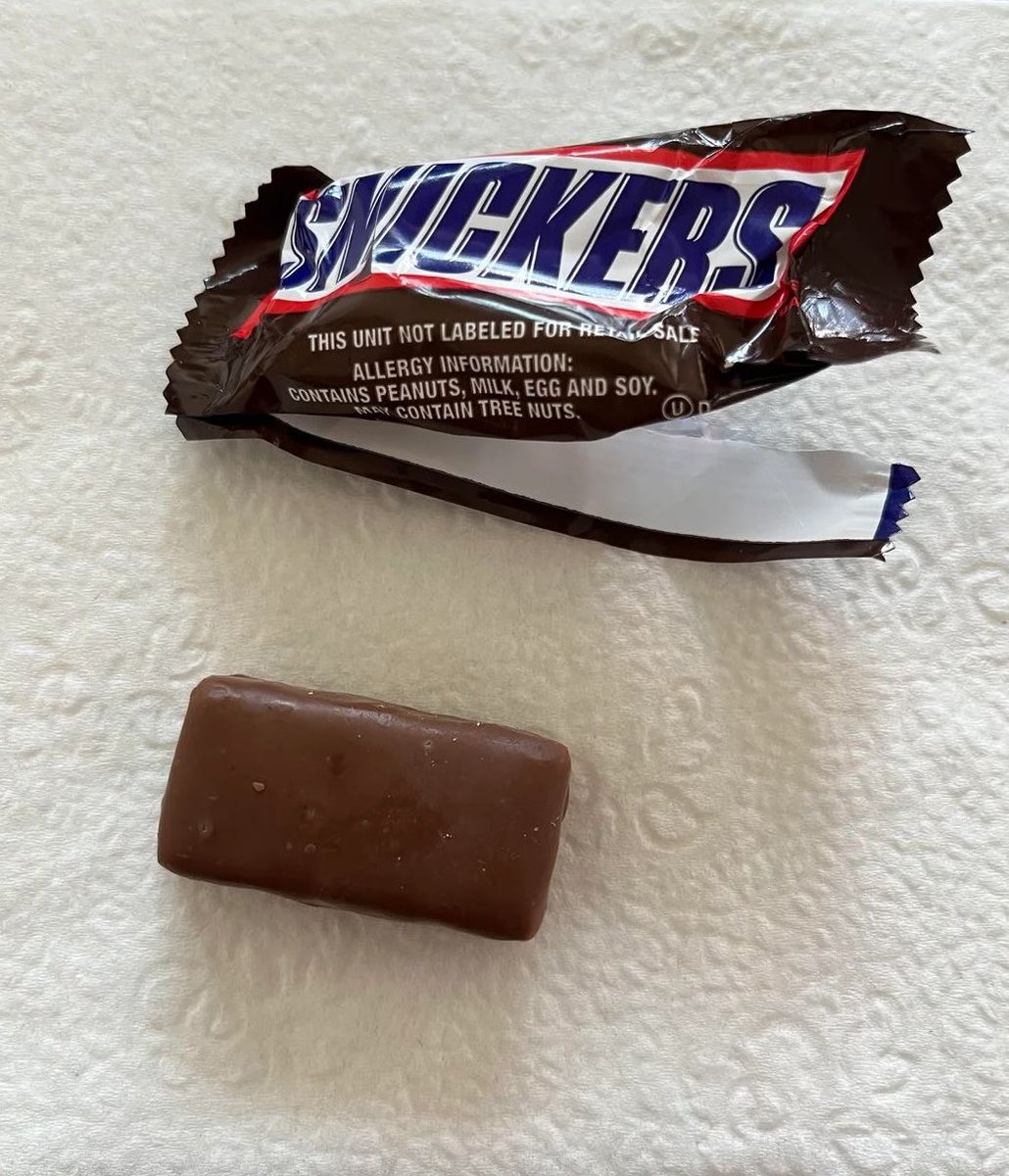 HOW COME MY SNICKERS AINT GOT NO DICK VEINS