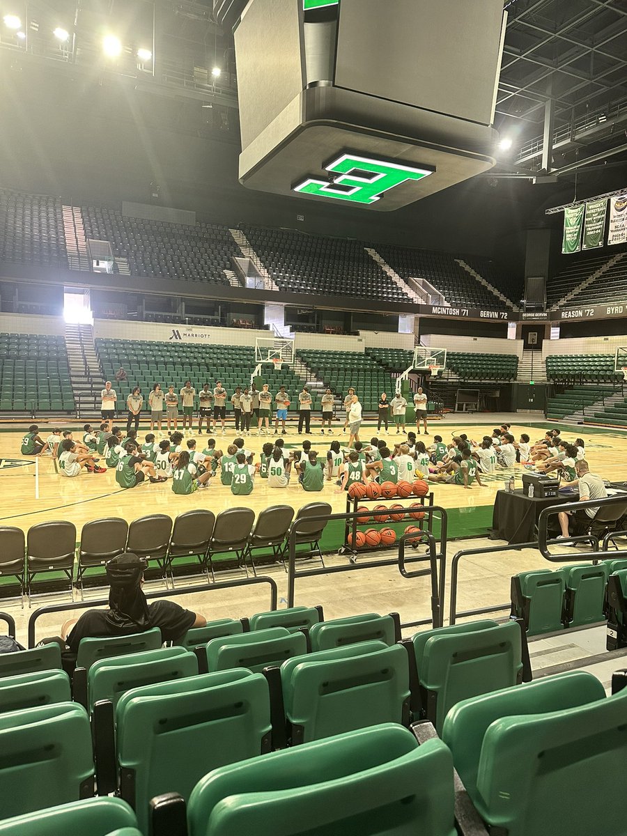 Noah Kronberg (@noahkronberg11) on Twitter photo Thank you <a href="/CoachDenisco/">Drew Denisco</a> for the invite to <a href="/EMU_MBB/">Eastern Michigan Men's Basketball</a> Elite Camp! Big thanks to the coaching staff & players for the energy and instruction all day. Extra hype having <a href="/cooooopersmith_/">Cooper Smith</a> as my coach-great seeing you, Coop! 🦅🏀 <a href="/coachjaysmith45/">Jay Smith</a> <a href="/stanHeath_EMU/">Stan Heath</a> <a href="/CoachSimonEMU/">Bob Simon</a> Thank you <a href="/CoachDenisco/">Drew Denisco</a> for the invite to <a href="/EMU_MBB/">Eastern Michigan Men's Basketball</a> Elite Camp! Big thanks to the coaching staff & players for the energy and instruction all day. Extra hype having <a href="/cooooopersmith_/">Cooper Smith</a> as my coach-great seeing you, Coop! 🦅🏀 <a href="/coachjaysmith45/">Jay Smith</a> <a href="/stanHeath_EMU/">Stan Heath</a> <a href="/CoachSimonEMU/">Bob Simon</a>