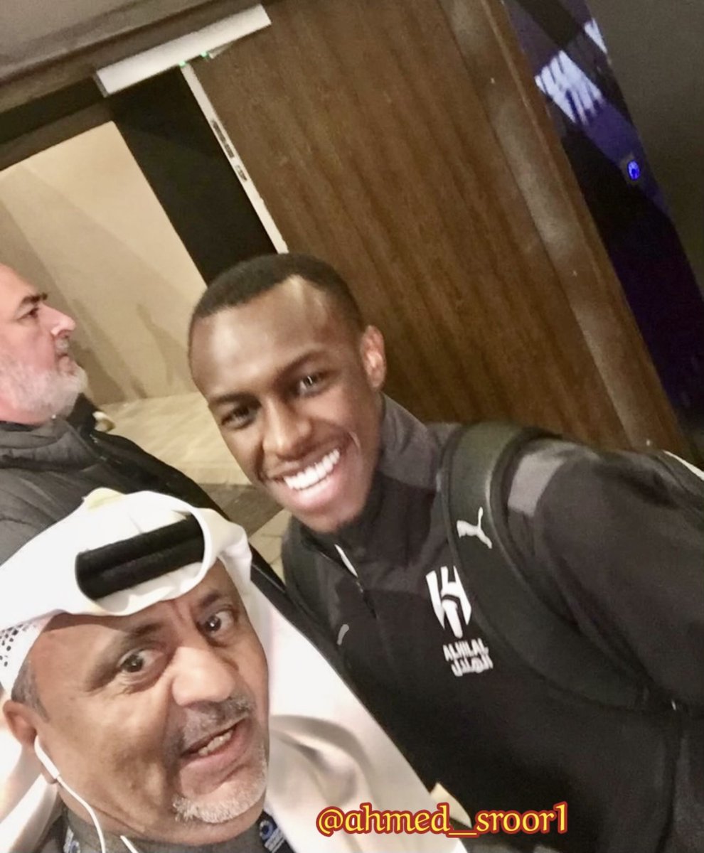 #احمد_سرور (@ahmed_sroor1) on Twitter photo الله يوفقك يالغالي ...
- إن شاء تجربتك الجديدة مع #لانس الفرنسي ، تكون إنطلاقه جديدة للنجومية .
🌷❤️
#سعود_عبدالحميد
#المنتخب_السعودي
#لانس_الفرنسي
#الدوري_الفرنسي
<a href="/SaudiNT/">المنتخب السعودي</a>
<a href="/SaudiNTFans/">مجلس جمهور المنتخب السعودي 🦅</a>
<a href="/RCLens/">Racing Club de Lens</a>
<a href="/Saudabdualhamed/">سعود عبدالحميد Saud Abdualhamed</a> الله يوفقك يالغالي ...
- إن شاء تجربتك الجديدة مع #لانس الفرنسي ، تكون إنطلاقه جديدة للنجومية .
🌷❤️
#سعود_عبدالحميد
#المنتخب_السعودي
#لانس_الفرنسي
#الدوري_الفرنسي
<a href="/SaudiNT/">المنتخب السعودي</a>
<a href="/SaudiNTFans/">مجلس جمهور المنتخب السعودي 🦅</a>
<a href="/RCLens/">Racing Club de Lens</a>
<a href="/Saudabdualhamed/">سعود عبدالحميد Saud Abdualhamed</a>