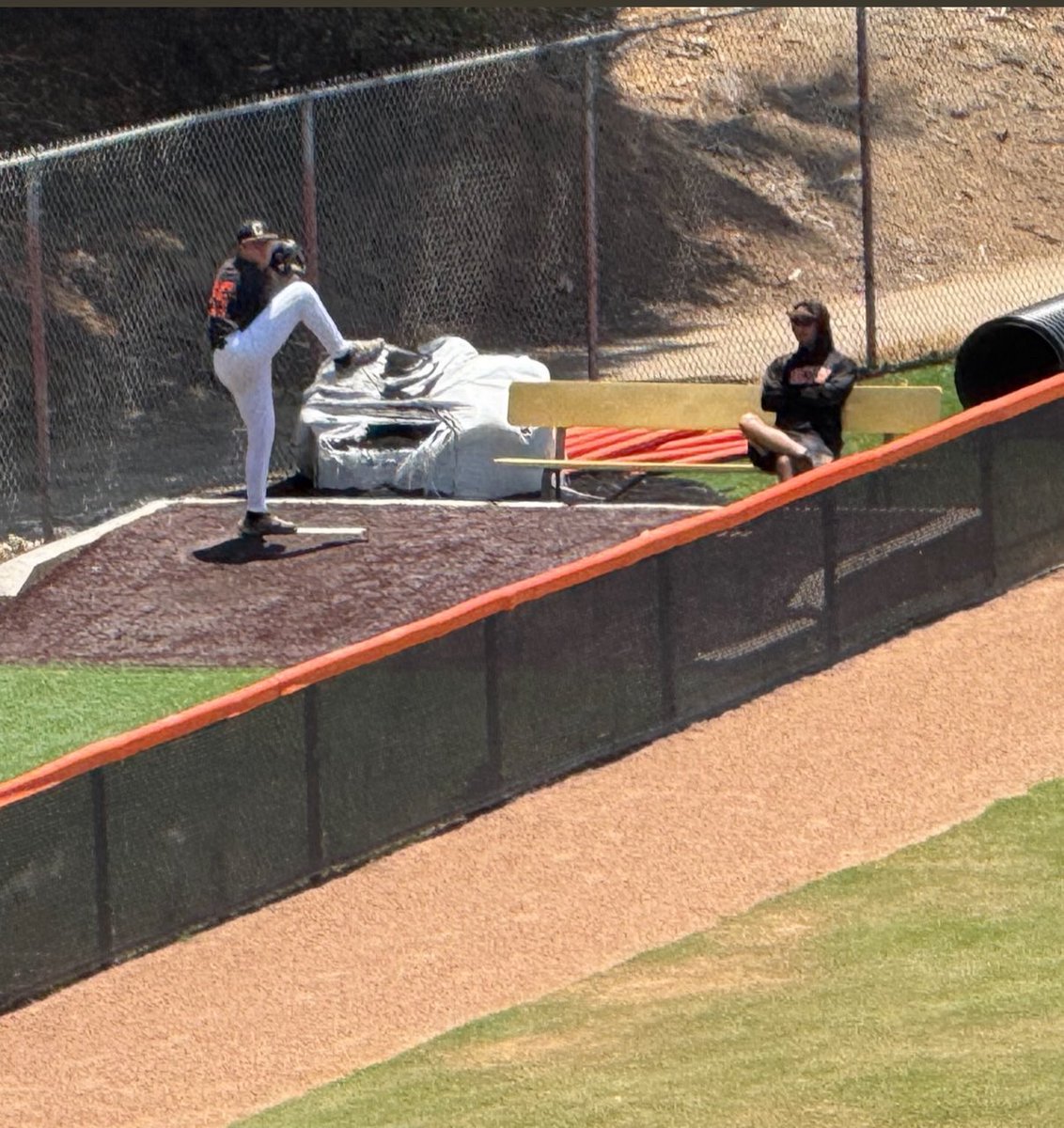 leftyphilip's tweet photo. Good day with Occidental baseball. 2 innings, 5 batter format, 3ks. Great coaches, great program, great facilities.

@CalabasasBB 
@c3recruits 
@JoeyHanleyFSP https://t.co/2uVcKzPmhV