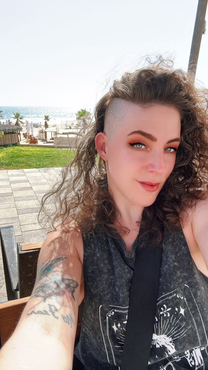 A well deserved lil break ☀️🏖️🤗