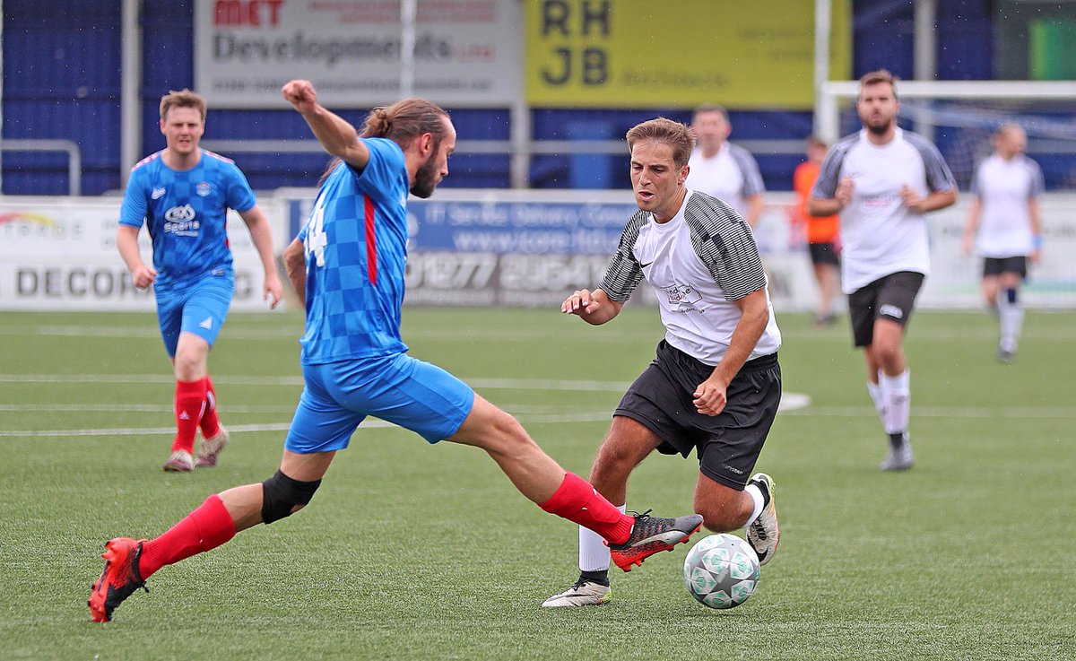 NickyHayesPhoto's tweet image. A superbly entertaining charity match for @TheMOTSCharity at @BTFC's New Lodge this afternoon as @RunFreeOfficial hosted @Bright_Boots with @SUFCRootsHall Kevin Maher taking part along with tik tok star Alexis LoS. We even had a Cole Palmer style celebration @CJPhillips1982